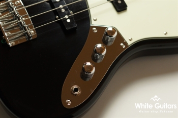 JB4C - Black / Matching Head