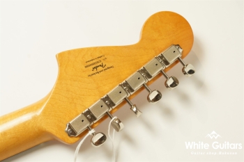 Classic Vibe ‘60s Jagaur - Shell Pink