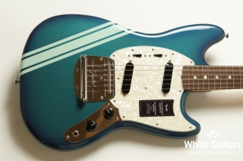 Vintera II ’70s Competition Mustang - Competition Burgundy