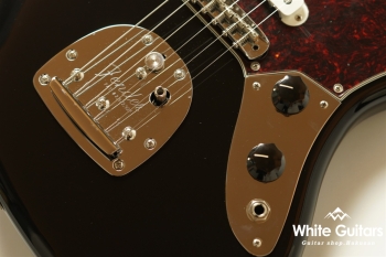 Vintera II’70s Jaguar - Black