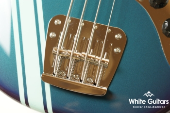 Vintera II 70s Mustang Bass - Competition Burgundy