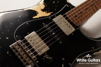 XSC-4 Black over Shoreline Gold - Heavy Aged / 5A Grade Flame Maple Neck