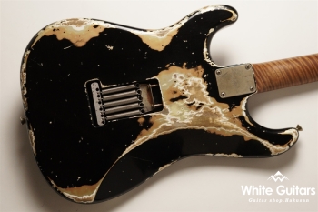 XSC-4 Black over Shoreline Gold - Heavy Aged / 5A Grade Flame Maple Neck