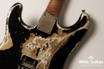 XSC-4 Black over Shoreline Gold - Heavy Aged / 5A Grade Flame Maple Neck