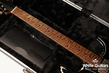 XSC-4 Black over Shoreline Gold - Heavy Aged / 5A Grade Flame Maple Neck
