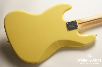 PLAYER JAZZ BASS - Buttercream