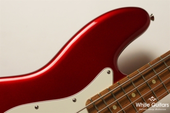 PLAYER JAZZ BASS - Candy Apple Red