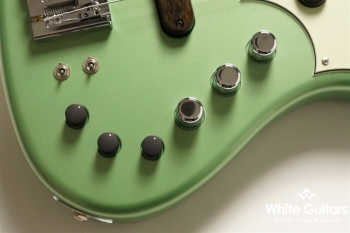 XJ-1T 4st - Sage Green Metallic / Super Light Aged