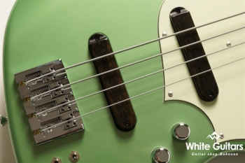 XJ-1T 4st - Sage Green Metallic / Super Light Aged