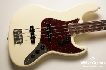 American Vintage II 1966 Jazz Bass - Olympic White