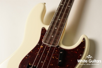 American Vintage II 1966 Jazz Bass - Olympic White
