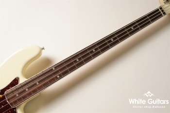 American Vintage II 1966 Jazz Bass - Olympic White