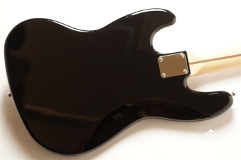 Made in Japan Hybrid II Jazz Bass - Black