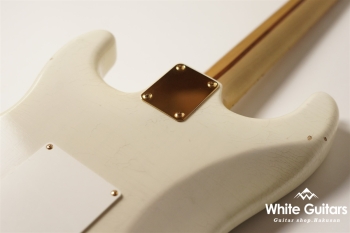 g7-ST - White Blonde / Lightly Aged