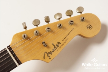 LTD ’62/’63 Stratocaster LTD ’62/’63 Stratocaster Journeyman Relic - Aged Olympic White