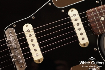 Johnny Marr Jaguar Limited-edition BLK