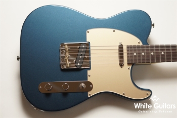 MT1-STD/R - Dark Lake Placid Blue / Gold Acryl Pick Guard