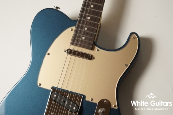 MT1-STD/R - Dark Lake Placid Blue / Gold Acryl Pick Guard