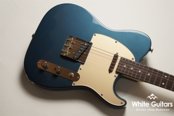 MT1-STD/R - Dark Lake Placid Blue / Gold Acryl Pick Guard