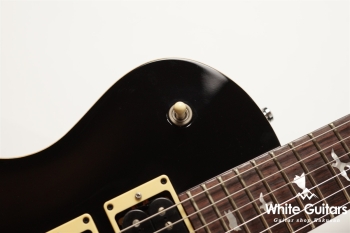 Chris Henderson Signature - Black