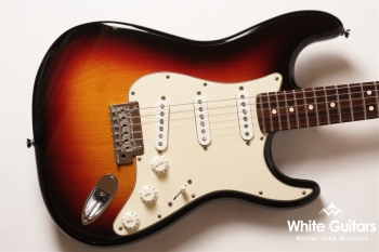 American Standard Stratocaster - 3-Color Sunburst