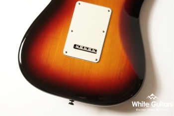 American Standard Stratocaster - 3-Color Sunburst