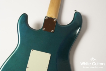 g7-ST/R  / Lightly Aged - Vintage Lake Placid Blue