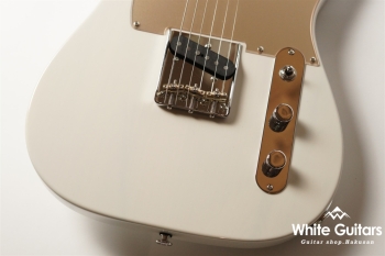 MT2-STD/R - White Blonde / Gold Acryl Pick Guard