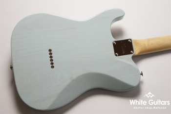MT2-STD/R - Sonic Blue Blonde / Gold Acryl Pick Guard