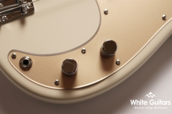 MP1-STD/R - Olympic White / Gold Acrylic PG