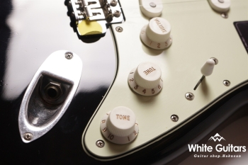 Limited Edition Vintera II Road Worn ’60s Stratocaster - Black