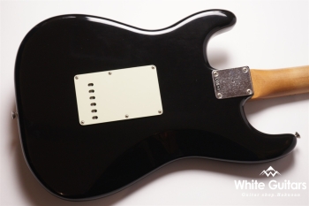 Limited Edition Vintera II Road Worn ’60s Stratocaster - Black