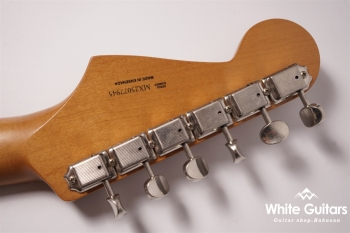 Limited Edition Vintera II Road Worn ’60s Stratocaster - Black