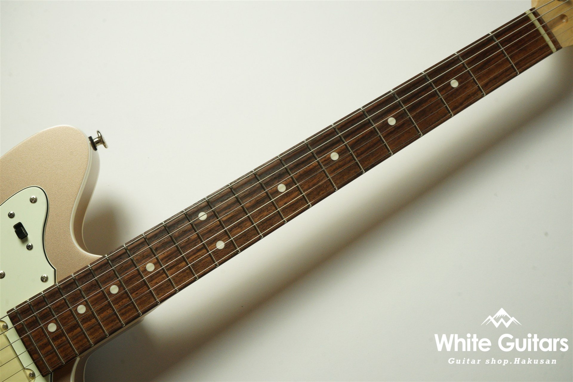 MJS(BB)-MPC-LTD/R - Shoreline Gold