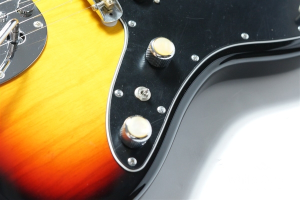 jam 2H - 3 Tone Sunburst