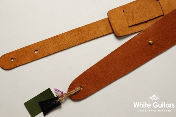 Plain Leather - Camel & Round Studs