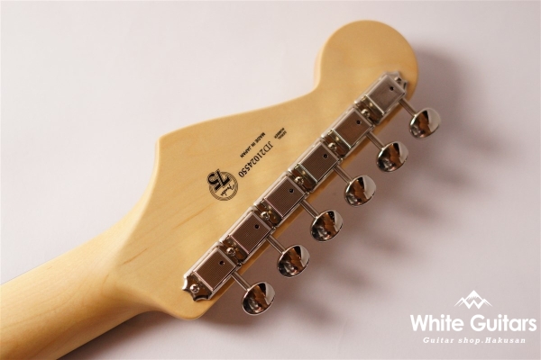 Made in Japan Hybrid II Stratocaster- 3-Color Sunburst