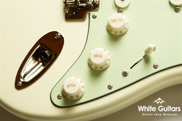Classic Vibe ’60s Stratocaster - Olympic White