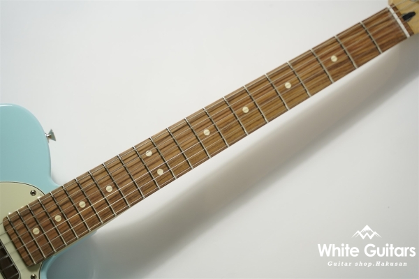 Limited Player Telecaster - Daphne Blue