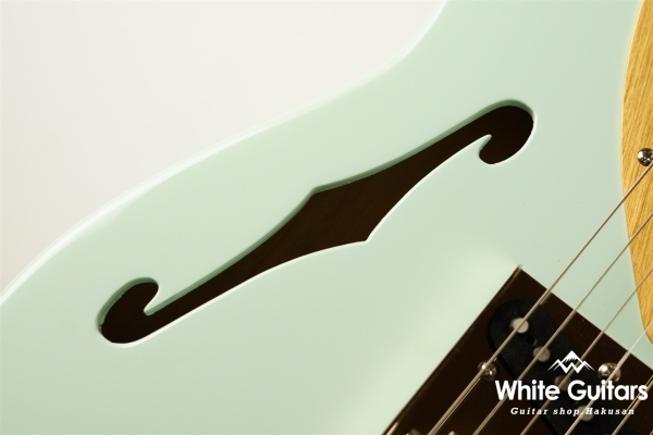 Classic Vibe ‘60s Telecaster Thinline -  Sonic Blue