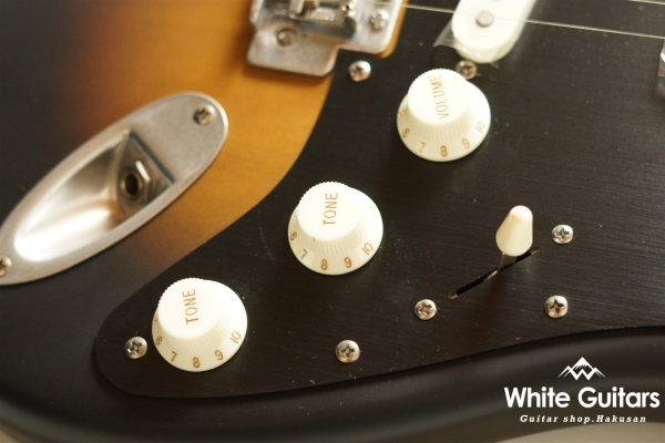 40th Anniversary Stratocaster Vintage Edition - 2-Color Sunburst