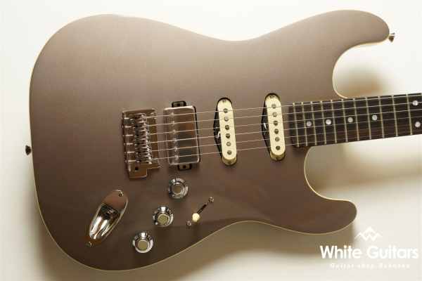Aerodyne Special Stratocaster HSS - Dolphin Gray Metallic