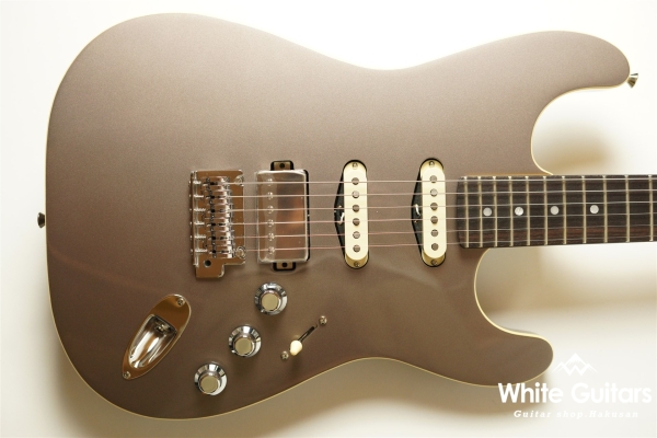 Aerodyne Special Stratocaster HSS - Dolphin Gray Metallic