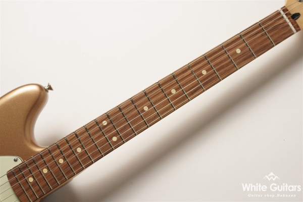 Player Mustang - Firemist Gold