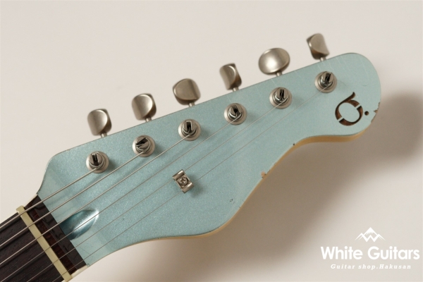 TRAD MASTER SIGMA SSS - Ice Blue Metallic - Medium Aged w / binding neck