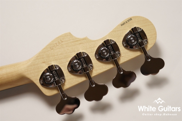 MJ1-STD/R - Olympic White / Gold Acryl Pick Guard