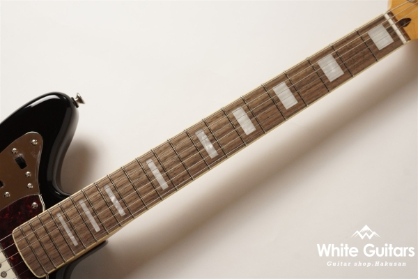 Classic Vibe ’70s Jaguar - Black
