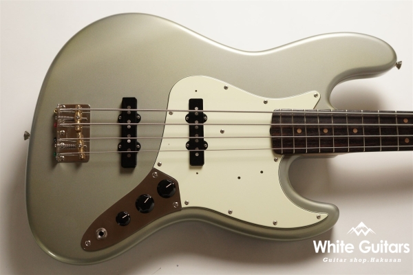 g7-JB/R - Ice Blue Metallic