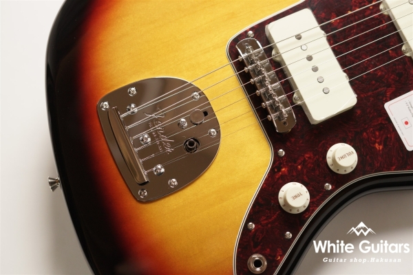 Made in Japan Traditional 60s Jazzmaster - 3-Color Sunburst