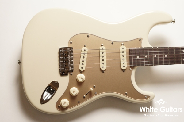 MC1-STD/R - Olympic White / Gold Acryl Pick Guard